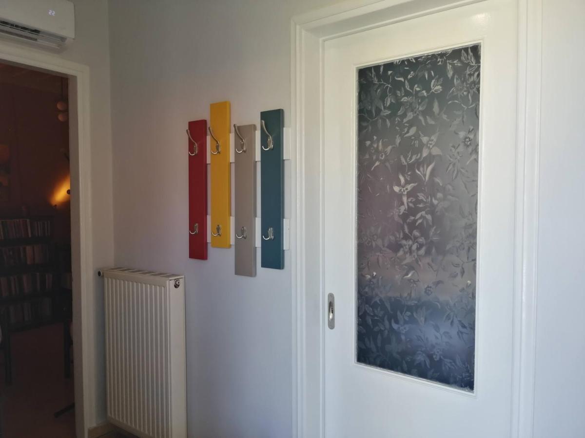 Apartament Sunny Cozy House With Grand Courtyard Leonídion Zewnętrze zdjęcie